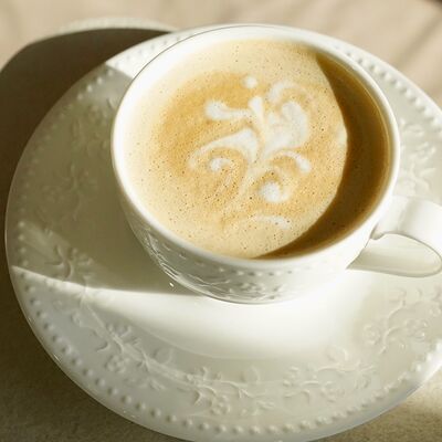 Капучино на классическом молоке 300 мл в Hello olivia по цене 407 ₽