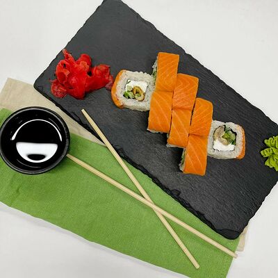 Филадельфия с угрем в Панда Бистро по цене 706 ₽