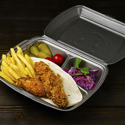 Бизнес-ланч на крылышках с картофелем фри в Baker Kebab по цене 430 ₽