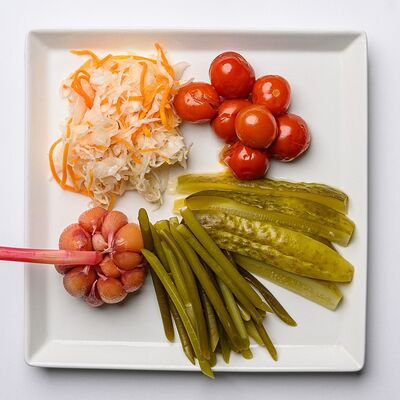 Ассорти солений в Bronze lion по цене 540 ₽