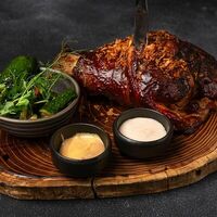 Свиная рулька по-баварски 1 кг в Рёберная - Бар 12