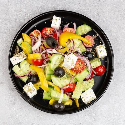 Салат Греческий в Лори кафе по цене 870 ₽