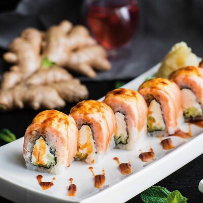 Ролл Филадельфия запеченная с лососем в Маймун по цене 650