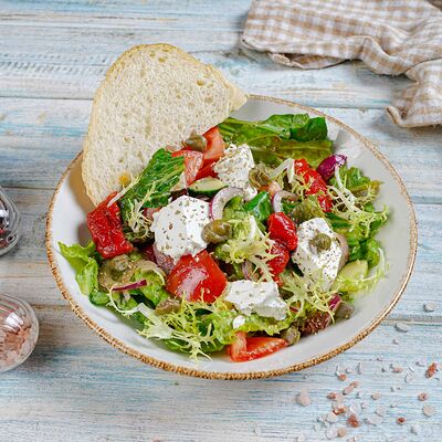 Салат Греческий в Термос по цене 840 ₽