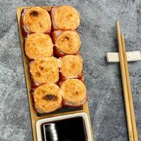 Запечённый ролл с крабом в Три Шефа