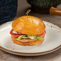 Бургер с курицей в Чакапули