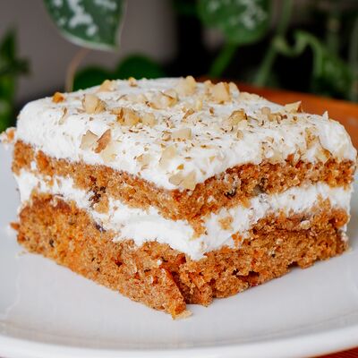 Морковный торт в Кофейня Смысл по цене 475 ₽