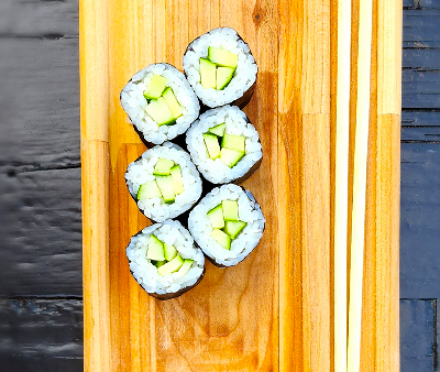 Мини ролл с огурцом в Pho Hoi An по цене 185 ₽