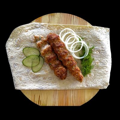 Порция куриного люля-кебаба в Family Food по цене 350 ₽