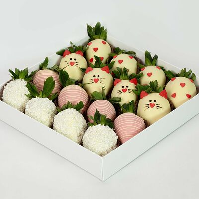 Клубника Hello Kitty M в Клубника в шоколаде VeryBerryLab по цене 4990 ₽