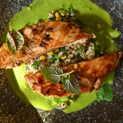 Грудка курицы терияки с киноа в Фабрика по цене 720 ₽