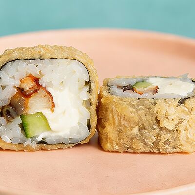 Ролл Угорь темпура в Sushi Street по цене 599 ₽