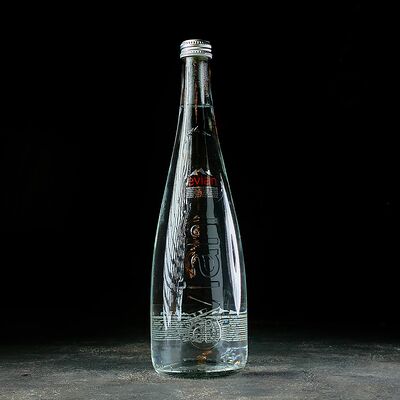 Evian негазированная в Пряности & Радости на Васильевском по цене 590