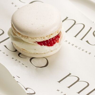 Макарони с горгонзолой и малиной в Misto по цене 200 ₽