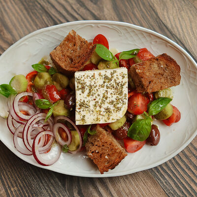 Греческий салат в Moro по цене 1290 ₽