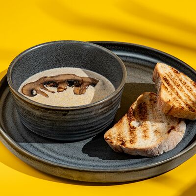 Грибной крем-суп в Black Jo по цене 395 ₽