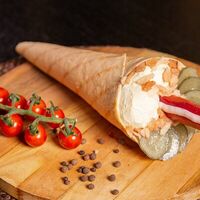 Рулле с Альпийской сосиской в Трасса