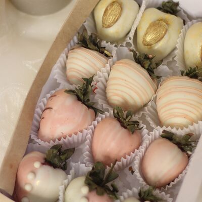 Клубника в шоколаде подарочный набор в Sweetness по цене 1390