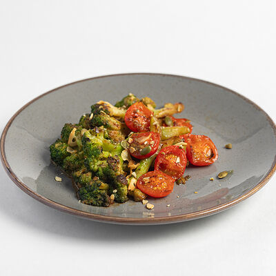 Брокколи с томатами в Kitchen по цене 420