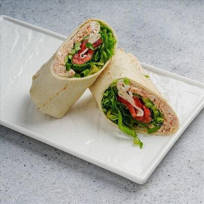 Ролл С горбушей и яйцом в Хлебушек 3к2 по цене 355 ₽