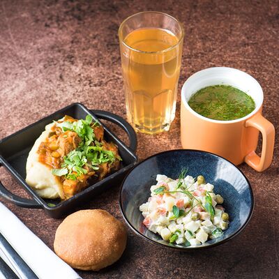 Обед хорошего дня №4 в Пряности & Радости на Васильевском по цене 550