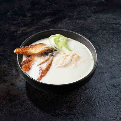 Сливочный суп с угрем в Вкусно Суши по цене 410