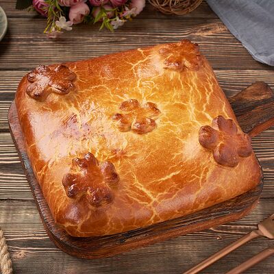 Пирог с брынзой и овощами в Ватруш пекарня-кондитерская по цене 930 ₽