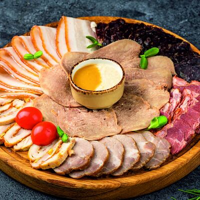 Домашние мясные деликатесы в Щепка по цене 1400