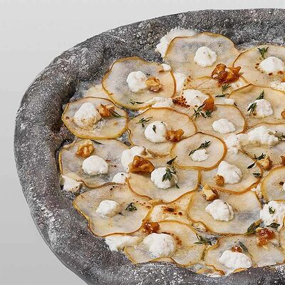 Пицца Медовая Груша в Твоя пицца от TanukiFamily по цене 990 ₽