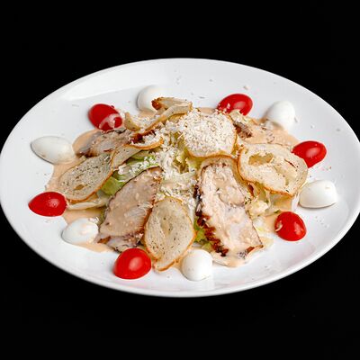 Цезарь с курицей в Ролл Маркет по цене 399