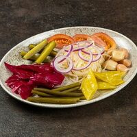 Домашние соленья в Лари