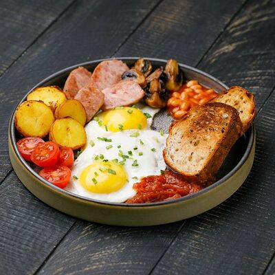 Большой завтрак с домашними колбасками Яндекс в Снегири на Лагерном по цене 750 ₽