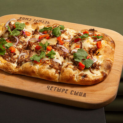 Пицца Рваная говядина Ким чи в ЧЕТЫРЕ СЫНА по цене 890 ₽