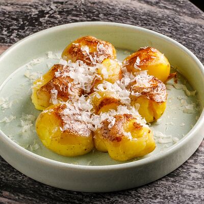 Картофель стоун с сыром манчегов Juan Cantina Espanola по цене 470 ₽