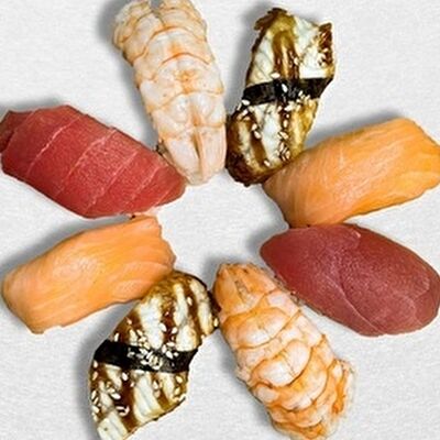 Суши-сет в Мисо-Мисо по цене 1573 ₽