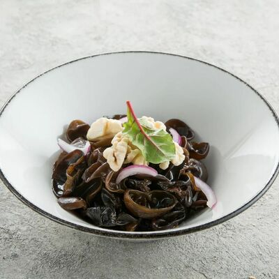 Черные древесные грибы с грецким орехом в See China по цене 350 ₽