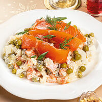 Оливье с Лососем в Урюк