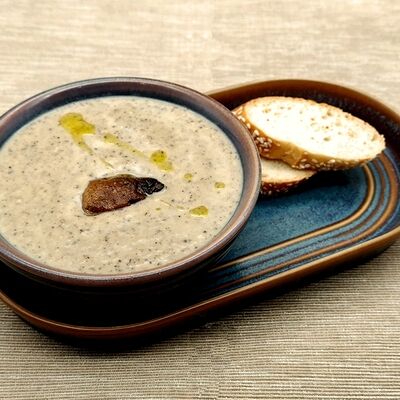 Крем-суп грибной в Кафе-пекарня Susser по цене 340 ₽