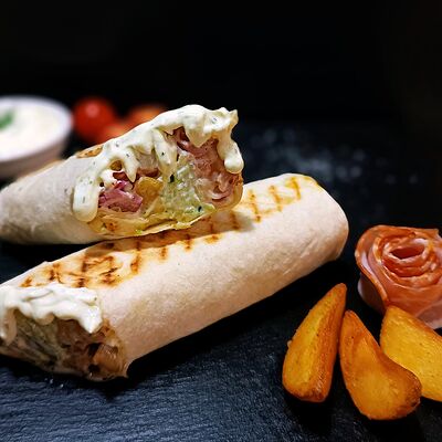 Шаурма Копченый бекон по-деревенски в Блин да денёр по цене 405 ₽