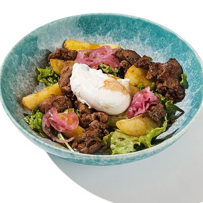 С куриной печенью и картофелем в Песто Тесто по цене 530 ₽