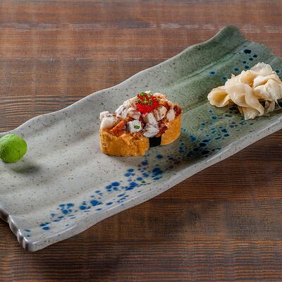 Инари Суши с угрем в Bao по цене 300 ₽