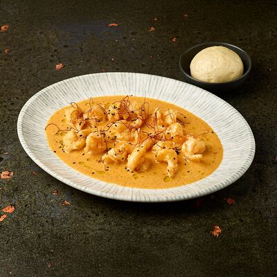 Креветки в соусе Том ям в Sumo Izakaya по цене 750 ₽