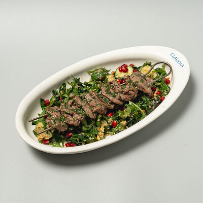 Табуле, сувлаки из говядины в Claudia по цене 1350 ₽