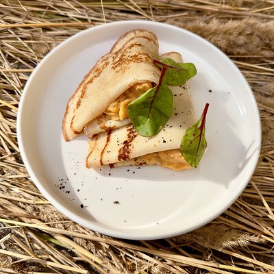 Блинчики с мясом и картофелем в Кафе Театральное по цене 350 ₽