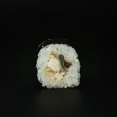 Ролл с угрем в RollWok club Азиатская кухня по цене 349 ₽