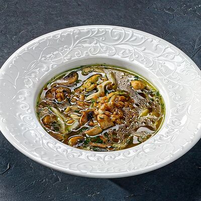 Грибная похлебка с полбойв Этажи по цене 450 ₽