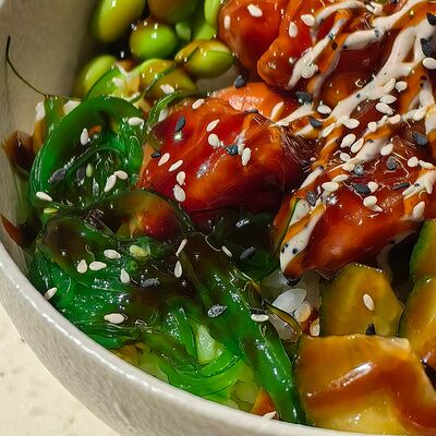 Поке с лососем в Haishen-wai по цене 790 ₽