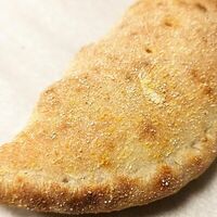 Пирожок с курицей в Стрит Фуд