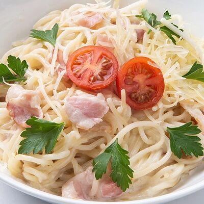 Ланч №3 Спагетти Карбонара в Максимилианс по цене 420 ₽