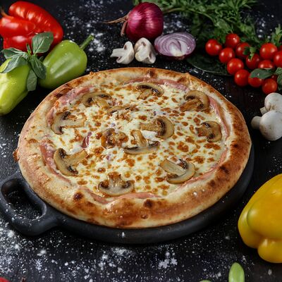 Пицца Ветчина с грибами 30 см в Loca Pizza по цене 830 ₽